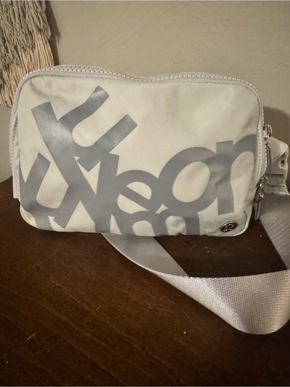 Lululemon Everywhere Belt Bag Large 2L Vapor Rhino Grey VPOR/RHIG LU9BJAS